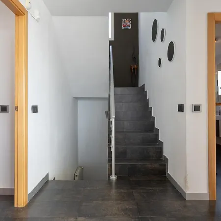 Descubre Oasis - Confort, Diseno Y Naturaleza A Un Paso De Valencia Villa